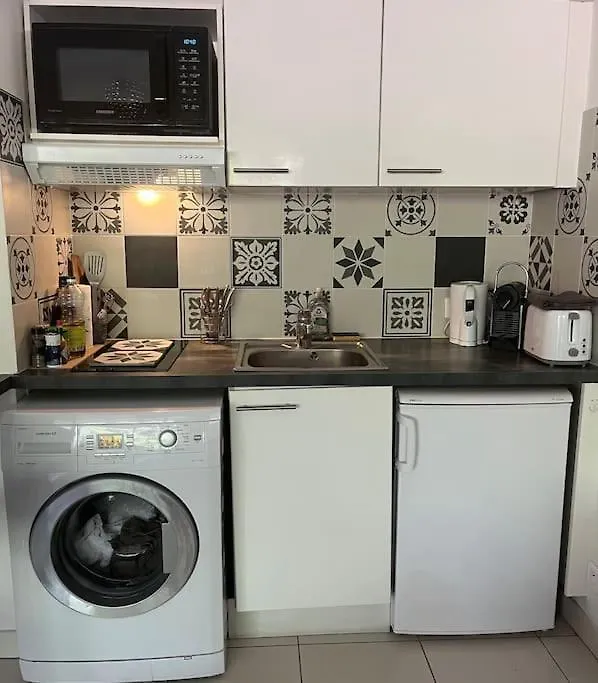 Appartement Centre Modern Terrasse Piscine Parking Cannes